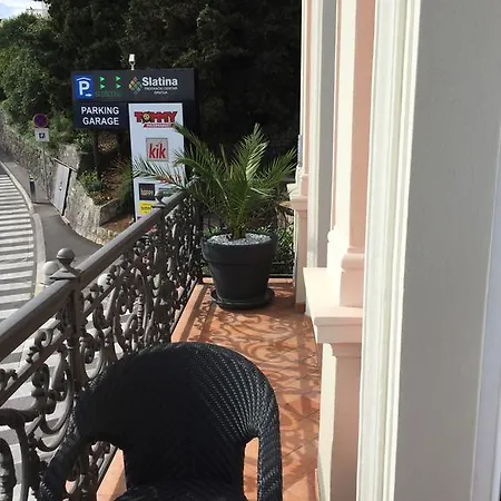 Apartment Avgustini Opatija