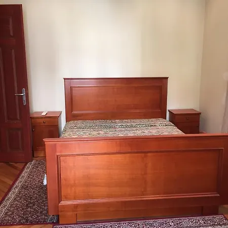 Avgustini Apartment *