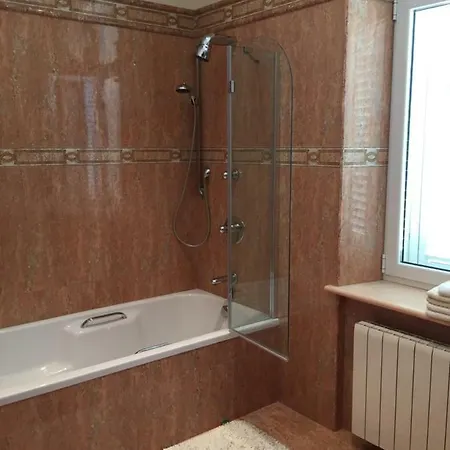 Avgustini Apartment