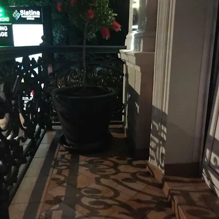 Avgustini Apartment *